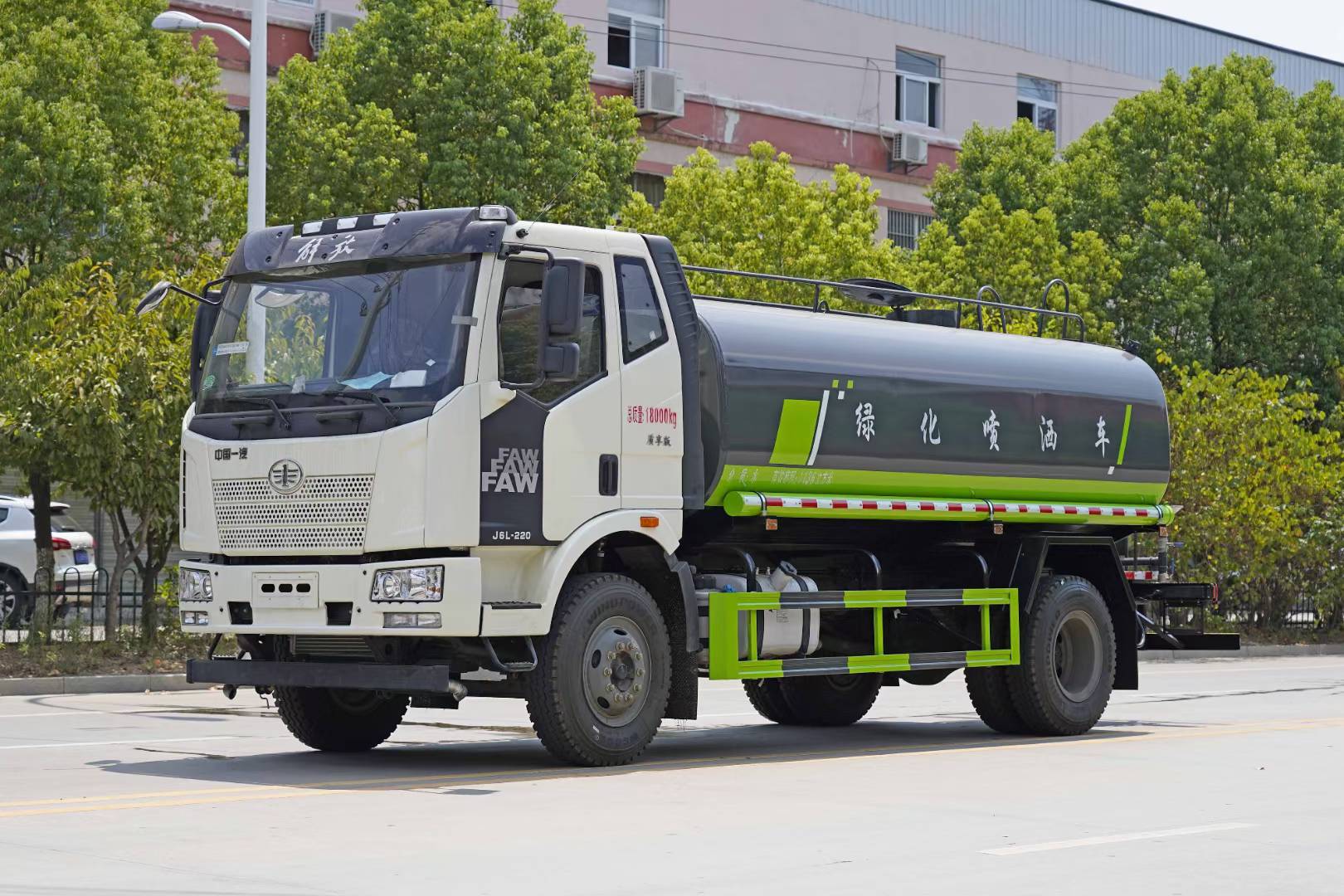 13吨解放J6洒水车（国VI）